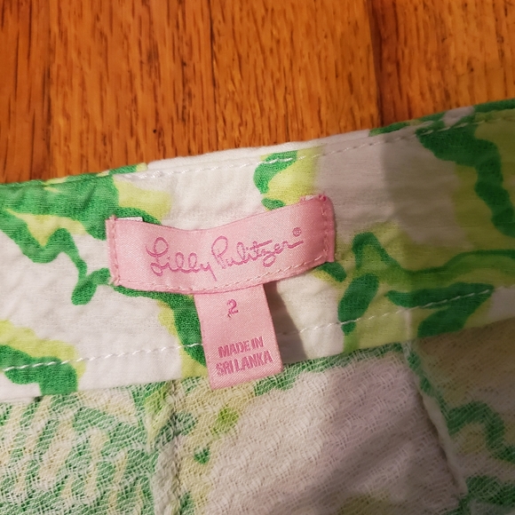 LILLY PULITZER LIZA SHORTS IN HEARTBREAKER PRINT SIZE 2 - Picture 6 of 11